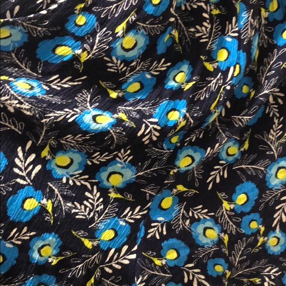 This Roper Has Pockets!! - Picture 2 of 2